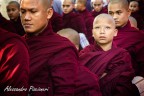 Monaci in finla per il pranzo in Myanmar
altre su www.alessandropiscioneri.com