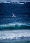 Fuerteventura. Windsurf a El Cotillo, meta amata dagli appassionati della tavola a vela. Digitalizzazione di diapositiva del 1992.