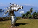 Scultura metallica.