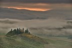 Nebbia in Val d'Orcia