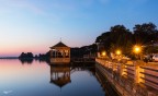 Alba Sul Lago.