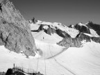 Si parte da punta Helbronner e si arriva a l'Aiguille deu Midi .