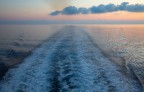 Navigando all'alba