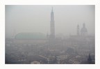 Citt tra la nebbia