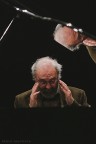 Patrizio Fariselli - Concerto in ricordo di Italo Siena, fondatore del NAGA
Teatro Elfo Puccini, Milano

Secondo me da vedere su fondo nero