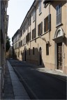 st st