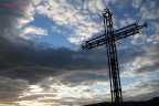 Croce e Nuvole