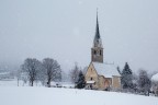 La Chiesetta di San Valentino a Falzes (Bz) durante una nevicata