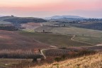 Strade di collina all'alba..