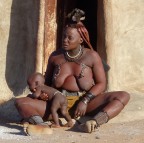 Donna Himba con bambino