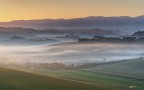 Prime foschie nella valle al mattino..