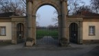 Panasonic DMC-LX2
f/2.8
1/800 sec.
ISO 100

Luogo: entrata del Rosensteinpark (Stoccarda)