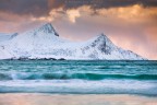 Le isole Lofoten.... un immagine per descrivere gli elementi della natura che caratterizzano questi magici luoghi