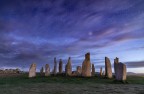 ... ebbene, si. Anche la Scozia ha il suo Stonehenge. Poco fuori un piccolo paese, sull'isola di Lewis. Le Ebridi mi hanno letteralmente STREGATO. 
Graditi i vostri commenti