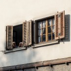 Alla finestra