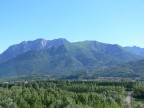 Casa mia si trova ai piedi di questa montagna