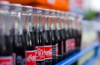 Coca Cola thailandese a Mae Sai davanti al confine con la Birmania