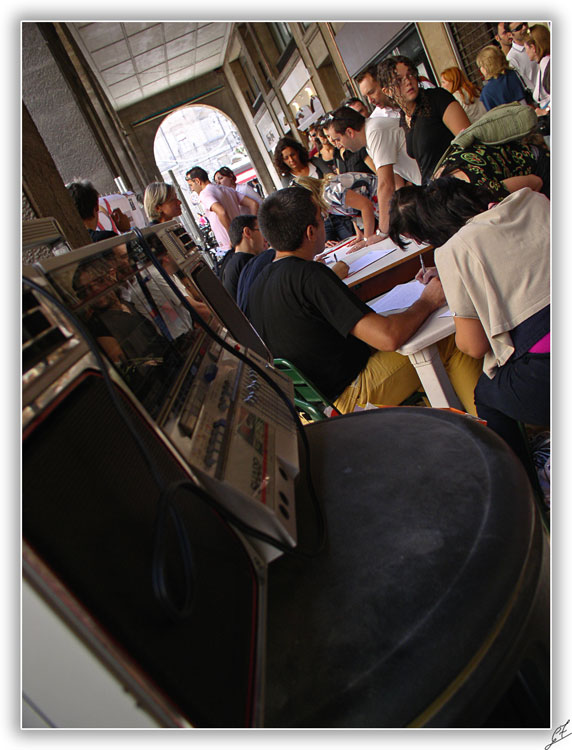 005 - La Musica.jpg