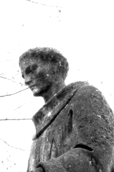 011.jpg