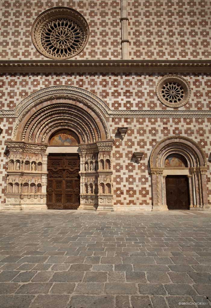 02-Basilica-collemaggio.jpg