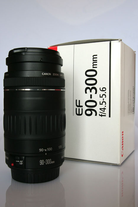 02_Canon EF 90-300 4.5-5.6 + scatola.jpg