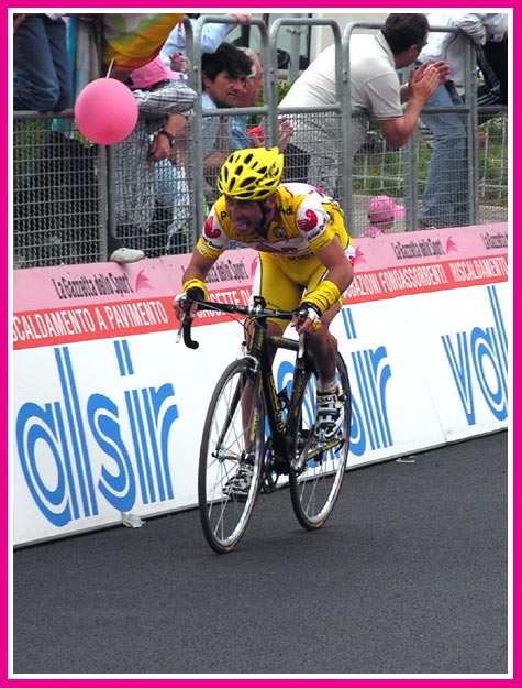 03ciclista-giallo.jpg