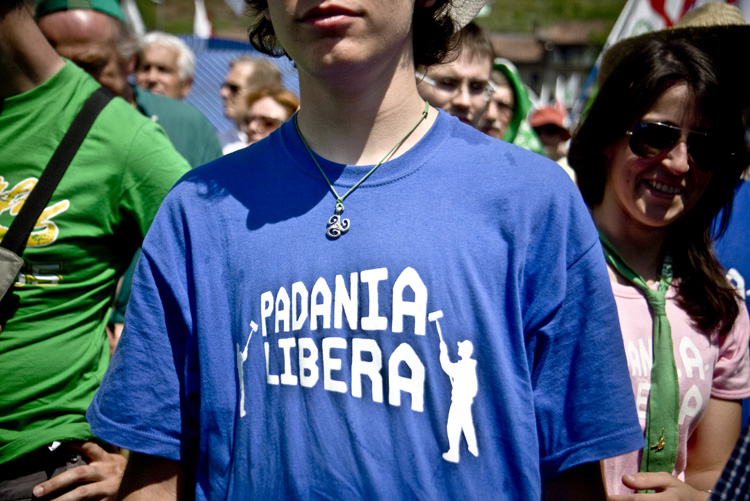 04_E_012_097.jpg