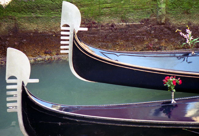 04N-gondola08.jpg