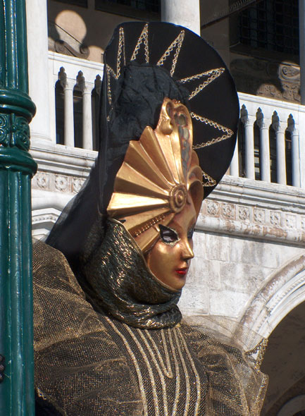 05DG-vecarnev25.jpg