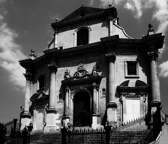 1. Chiesa delle Anime Sante del Purgatorio.jpg