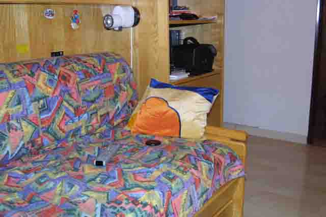 100_0002_2.jpg