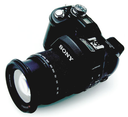 104_sonyCyberF828_450.jpg