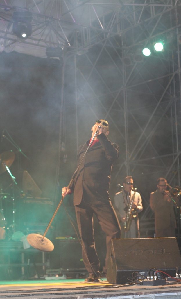 10.JPG