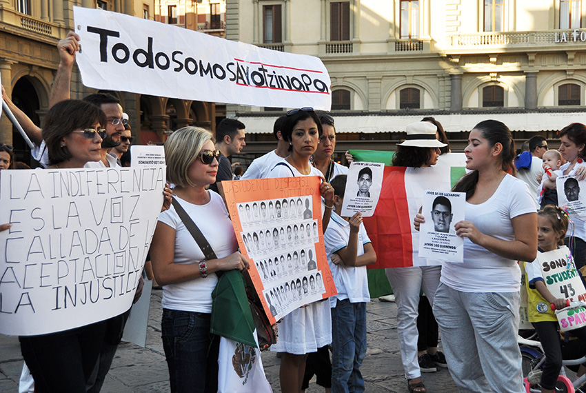 141019_Ayotzinapa_protesta_firenze12.jpg