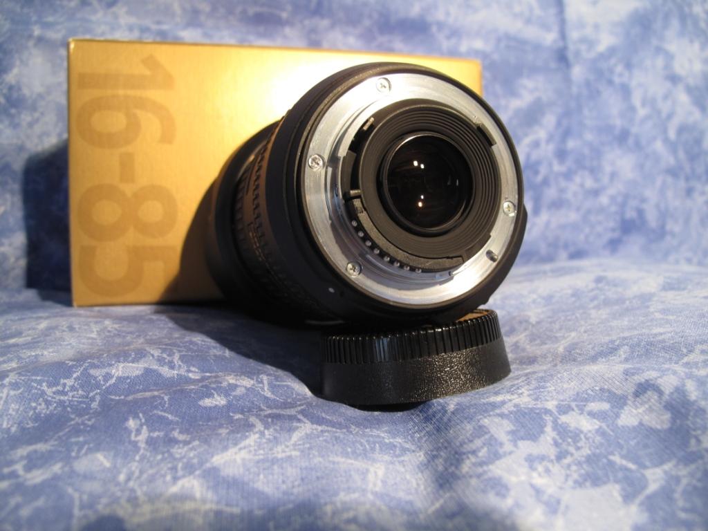 16-85vr_baionetta-low.jpg