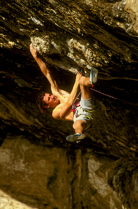 16- Cristian Brenna in Calanques.jpg