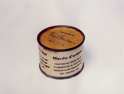 17-Merda-dartista.gif