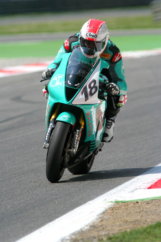 18 JONES_001 REG.jpg