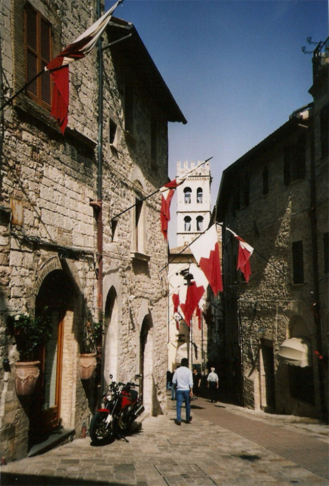 1_2-nero.jpg