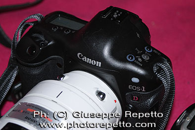1D+300-2.8-IS.jpg