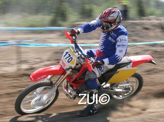 1HRN000884.jpg