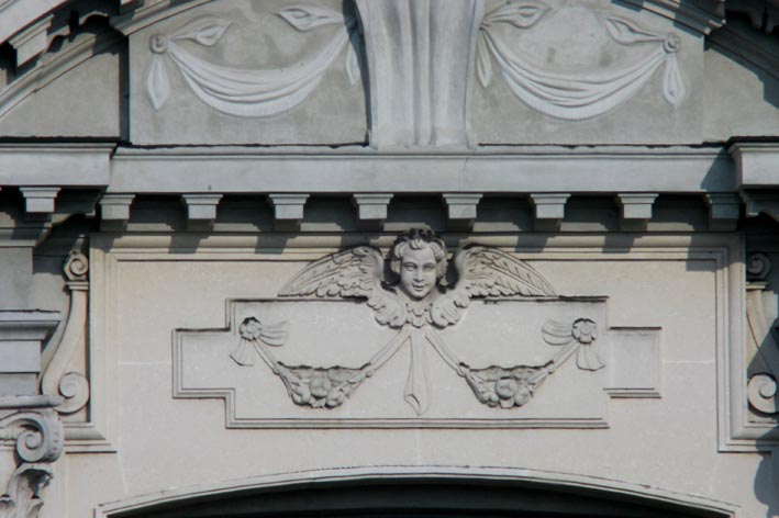 200molti.jpg
