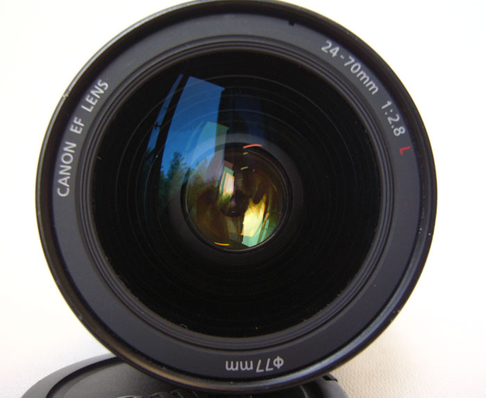 24-70 D.JPG