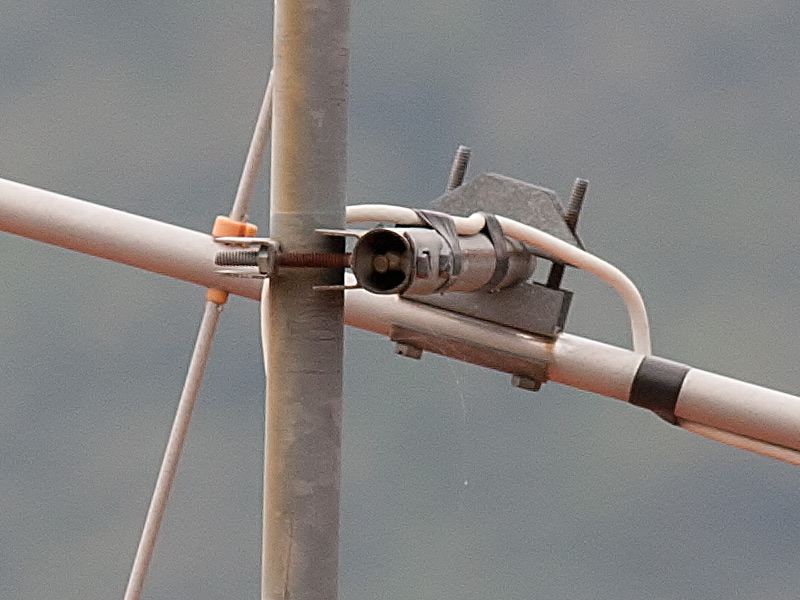 300-f4-IS-crop-100%.jpg