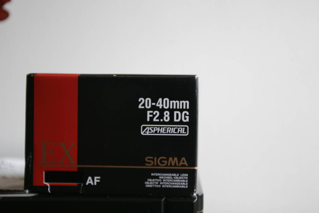 40mm-f2.8.JPG