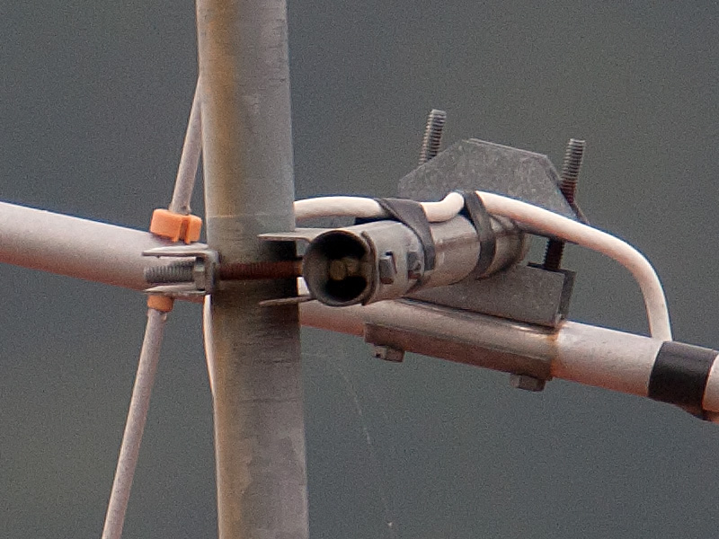 70-200-f2.8-crop-100%.jpg