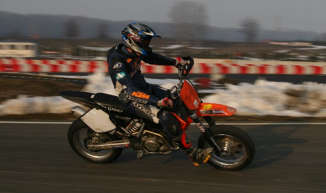 70-200 2,8-MOTODROMO2 002 Visualizzazione Web - Grande.jpg