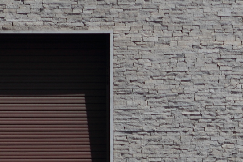 70 f2.8 crop.JPG