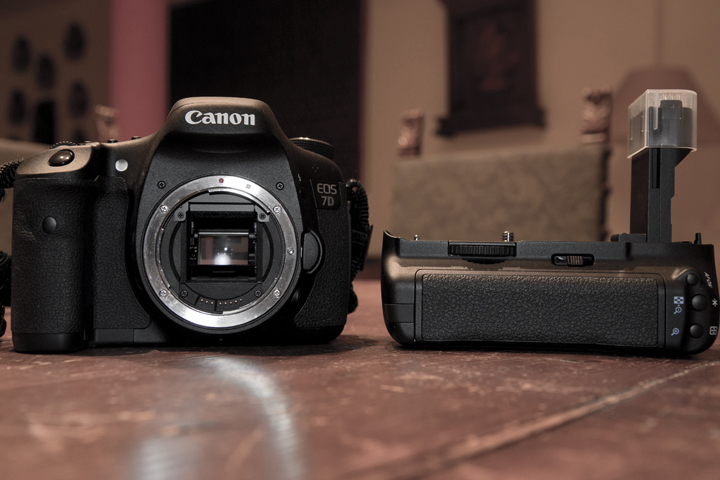 7D-front.jpg