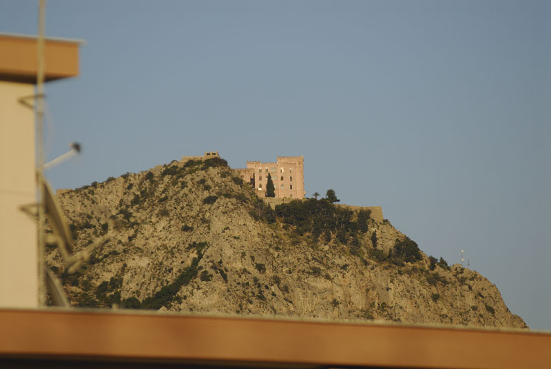 80-200.jpg